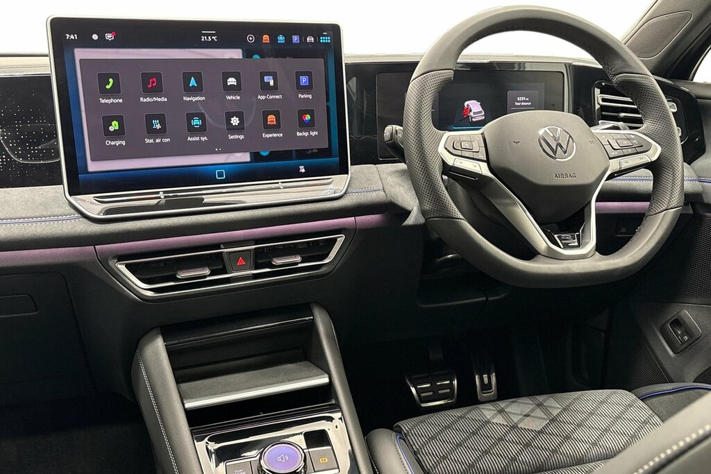 Volkswagen Tiguan R-line 1.5 Tsi Ehybrid 272 Ps 6-Speed Dsg Blue #2