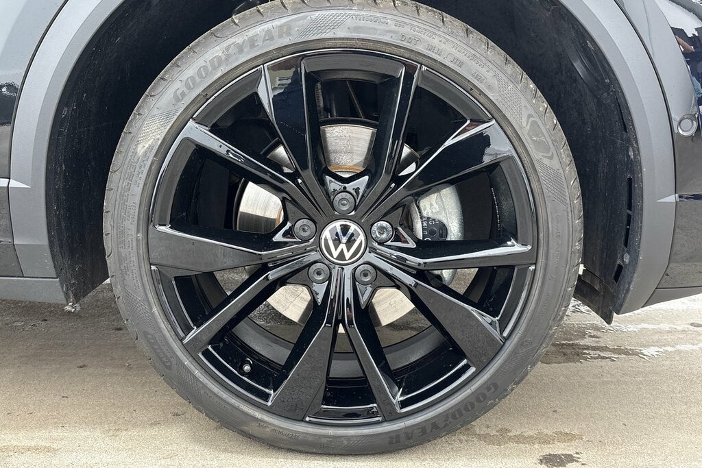 Volkswagen T-Roc Black Edition Plus 1.5 Tsi 150Ps 7-Speed Dsg Black #5