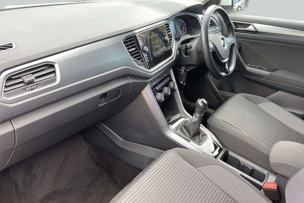 Volkswagen T-Roc Active 1.0 Tsi 110Ps 6-Speed White
