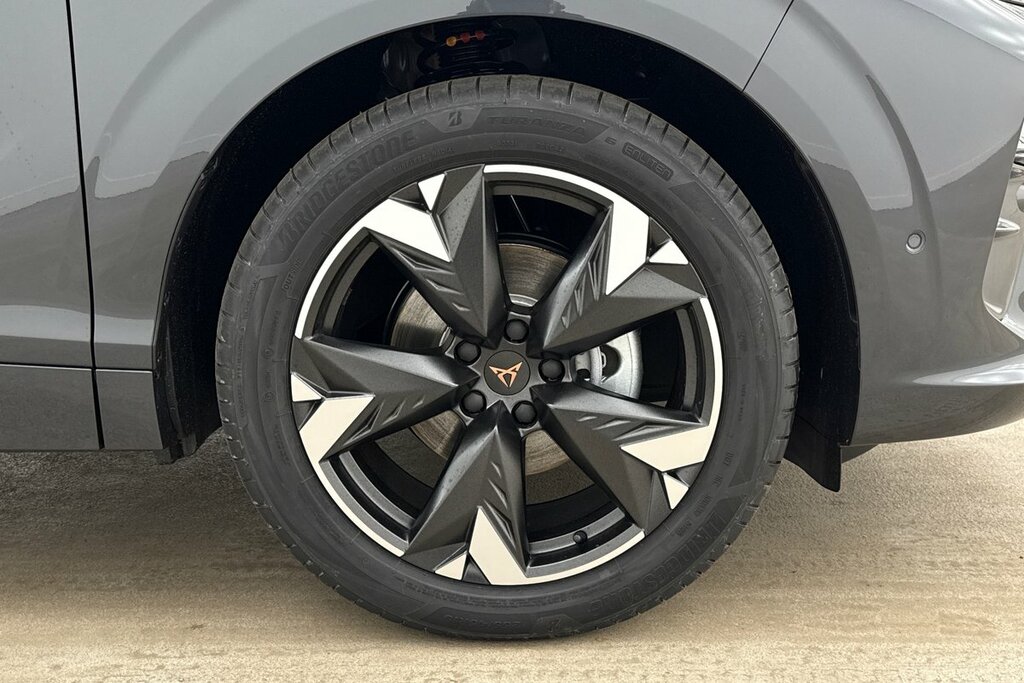 Cupra Terramar V2 1.5 Etsi 150 7-Speed Grey #5