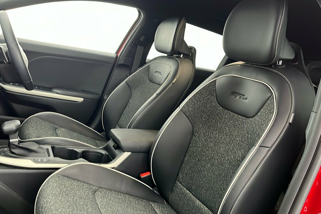 Kia  Hatchback Grey #32