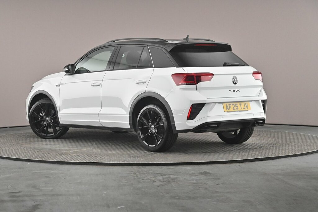 Volkswagen T-Roc Black Edition 1.5 Tsi 150Ps 7-Speed Dsg White #3