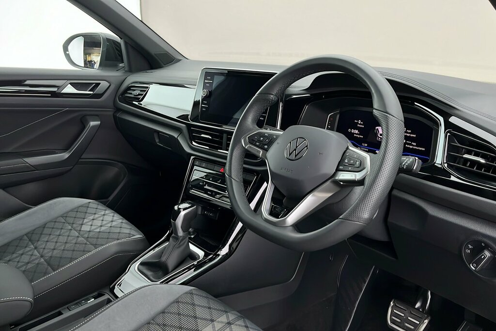 Volkswagen T-Roc Black Edition 1.5 Tsi 150Ps 7-Speed Dsg White #6
