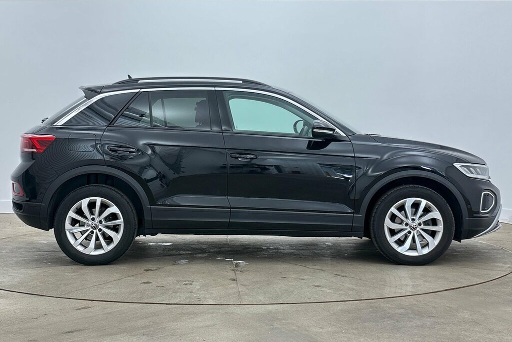 Volkswagen T-Roc Match 1.5 Tsi 150Ps 6-Speed Black #4