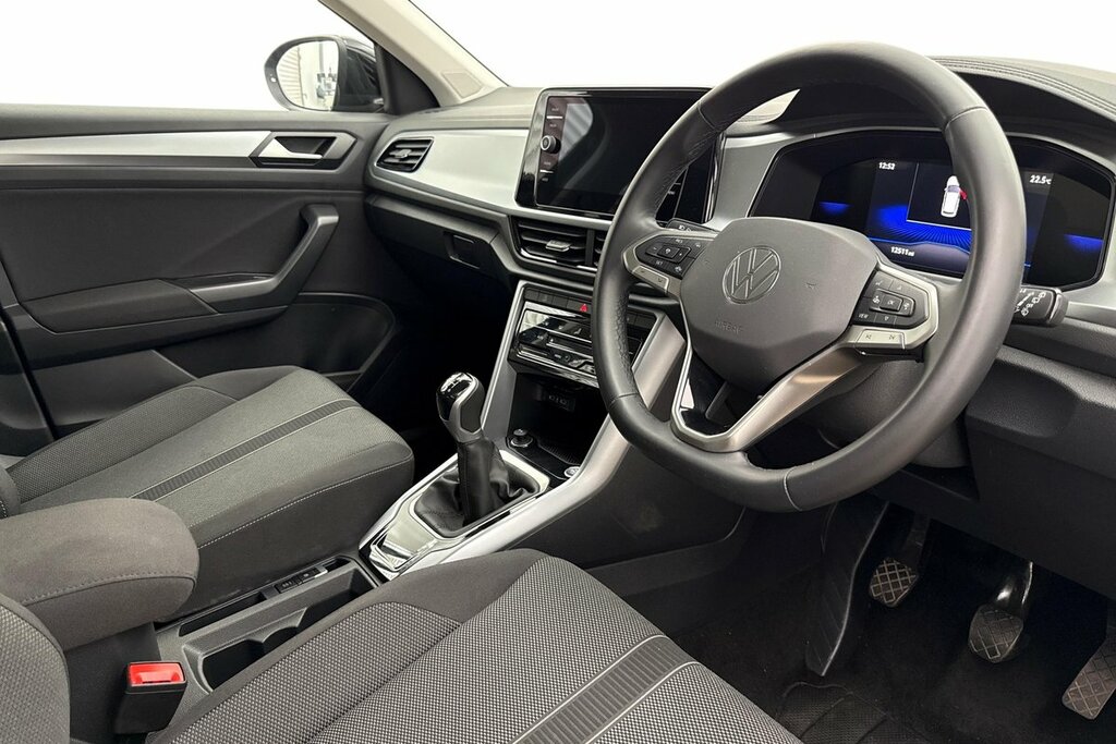 Volkswagen T-Roc Match 1.5 Tsi 150Ps 6-Speed Black #6