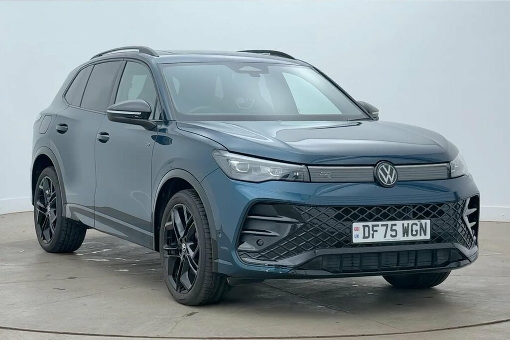 Volkswagen Tiguan R-line 2.0 Tdi 150 Ps 7-Speed Dsg Blue