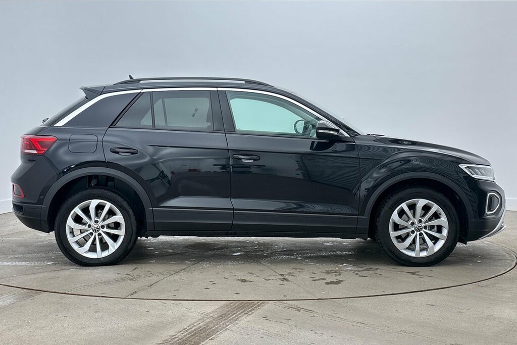 Volkswagen T-Roc Match 1.5 Tsi 150Ps 6-Speed GF25UOR Black #4