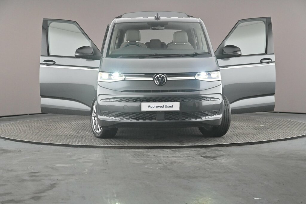 Volkswagen Multivan Style Black #46