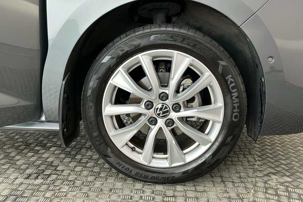 Volkswagen Multivan Style Long 150 Ps 2.0 Tdi 7-Speed Dsg Grey #5