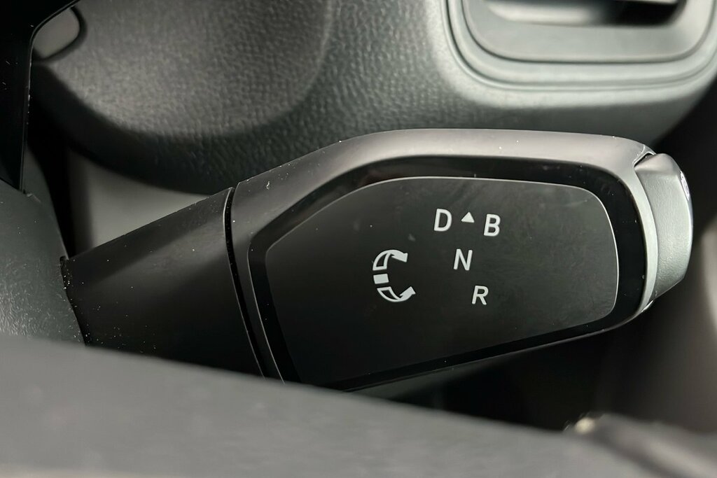 Volkswagen ID.Buzz Commerce Plus White #11