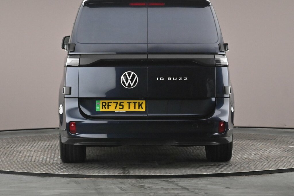 Volkswagen ID.Buzz Commerce Plus White #8