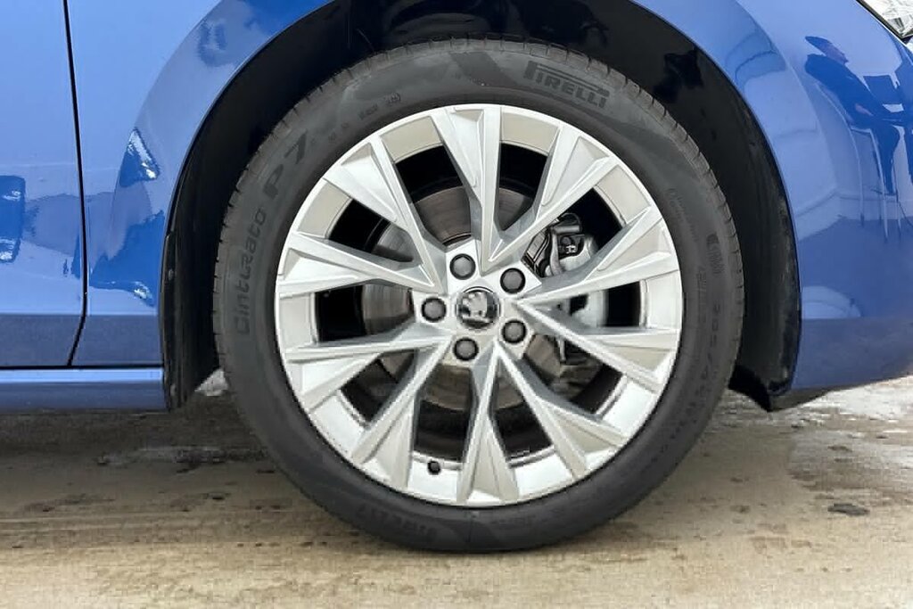 Skoda Superb Se L 2.0 Tdi 150 Ps Dsg Blue #5
