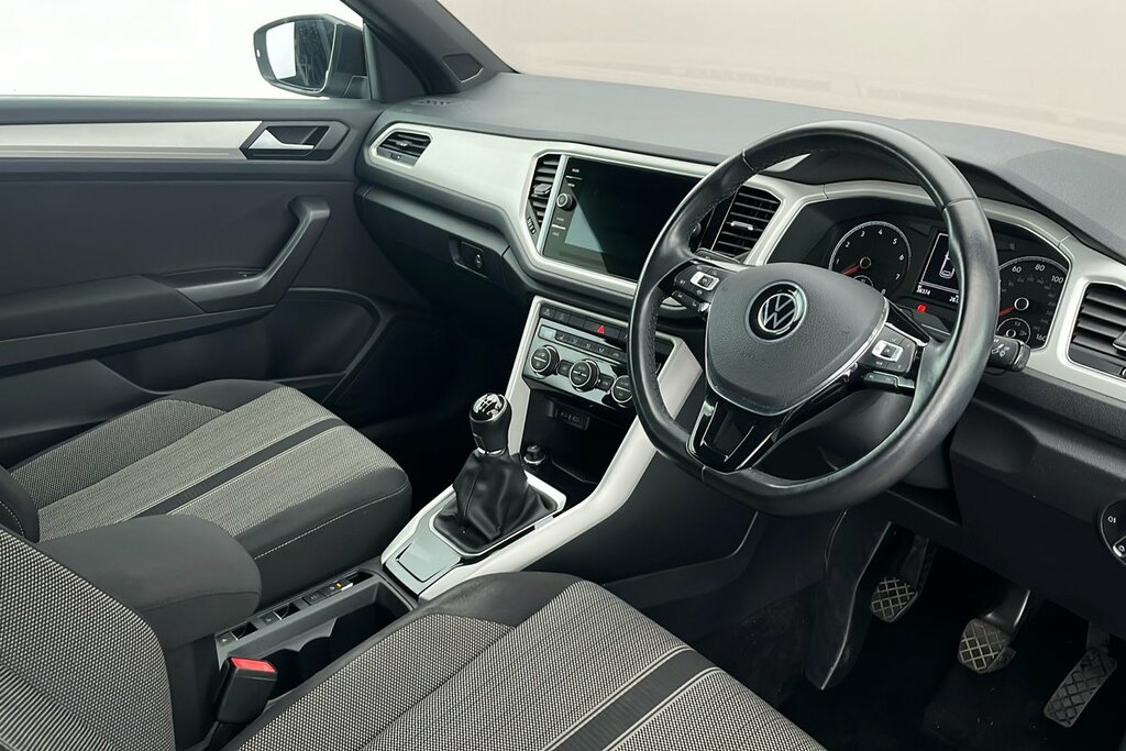 Volkswagen T-Roc Design 1.5 Tsi 150Ps Evo 6-Speed Black #6