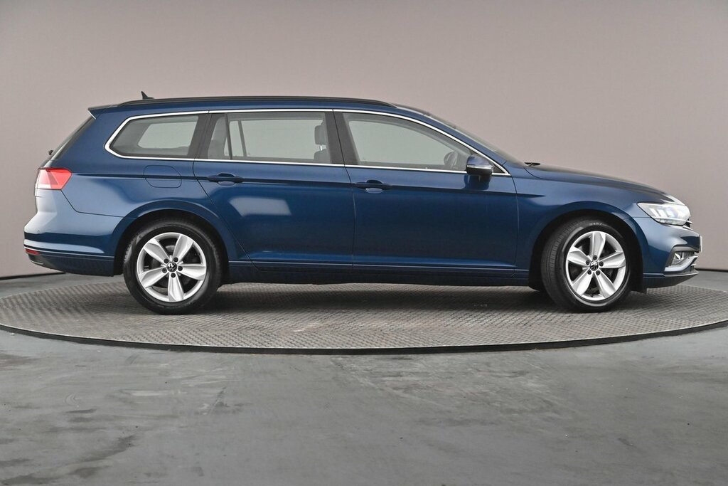 Volkswagen Passat Se Nav 1.5 Tsi Evo 150Ps 6-Speed Blue #4