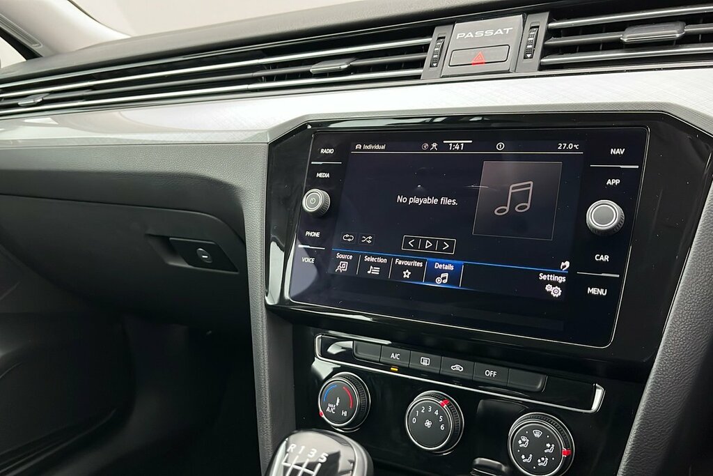 Volkswagen Passat Grey #15