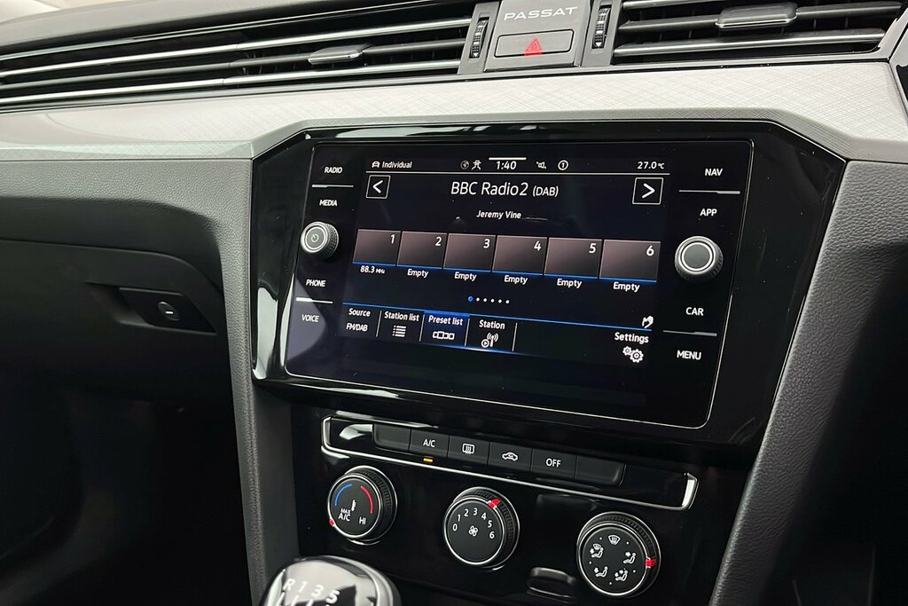 Volkswagen Passat Grey #14