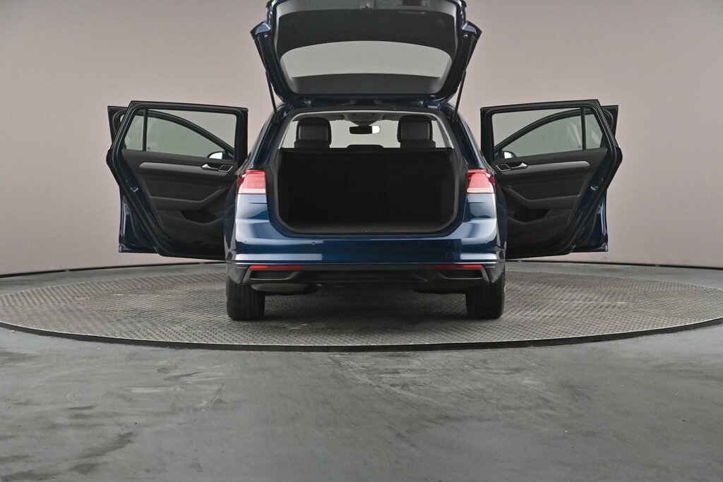 Volkswagen Passat Grey #41