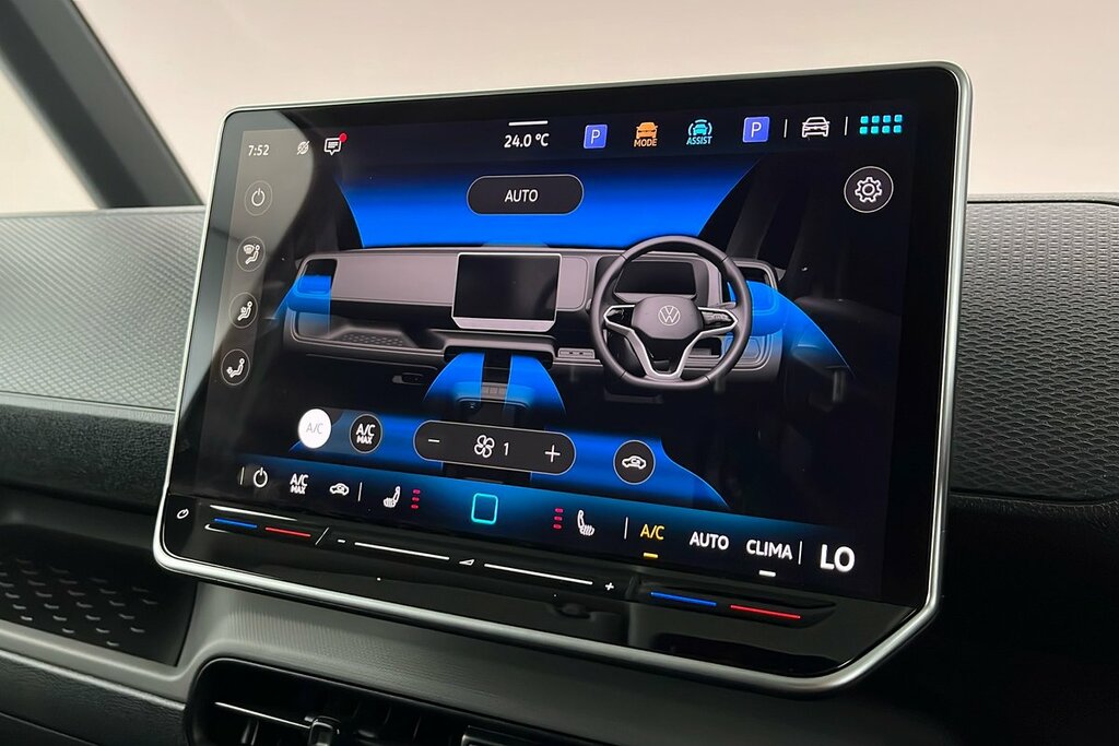 Volkswagen ID.Buzz Commerce Plus Black #18