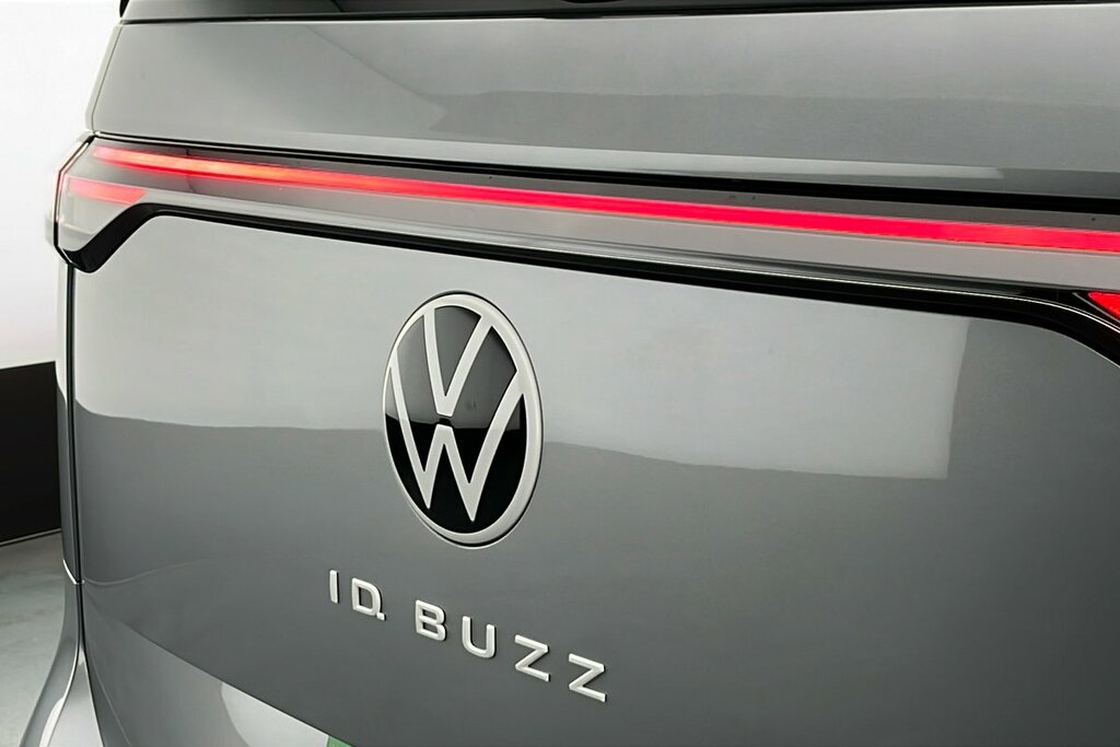 Volkswagen ID.Buzz Commerce Plus Black #25