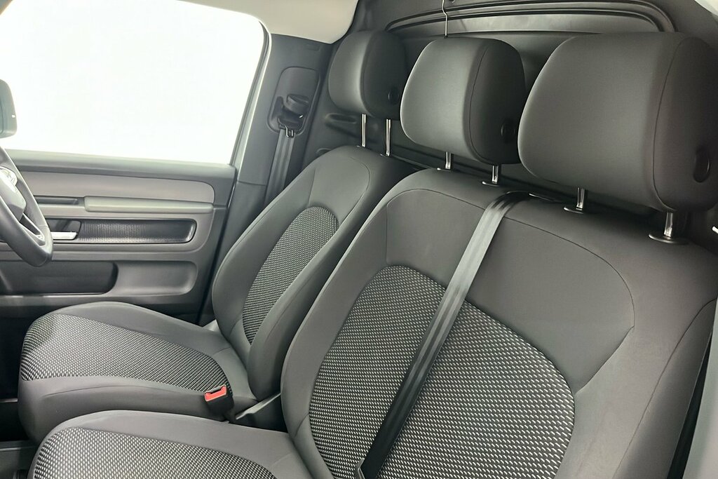 Volkswagen ID.Buzz Commerce Plus Black #24