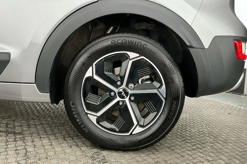Kia Niro 4 Black #7