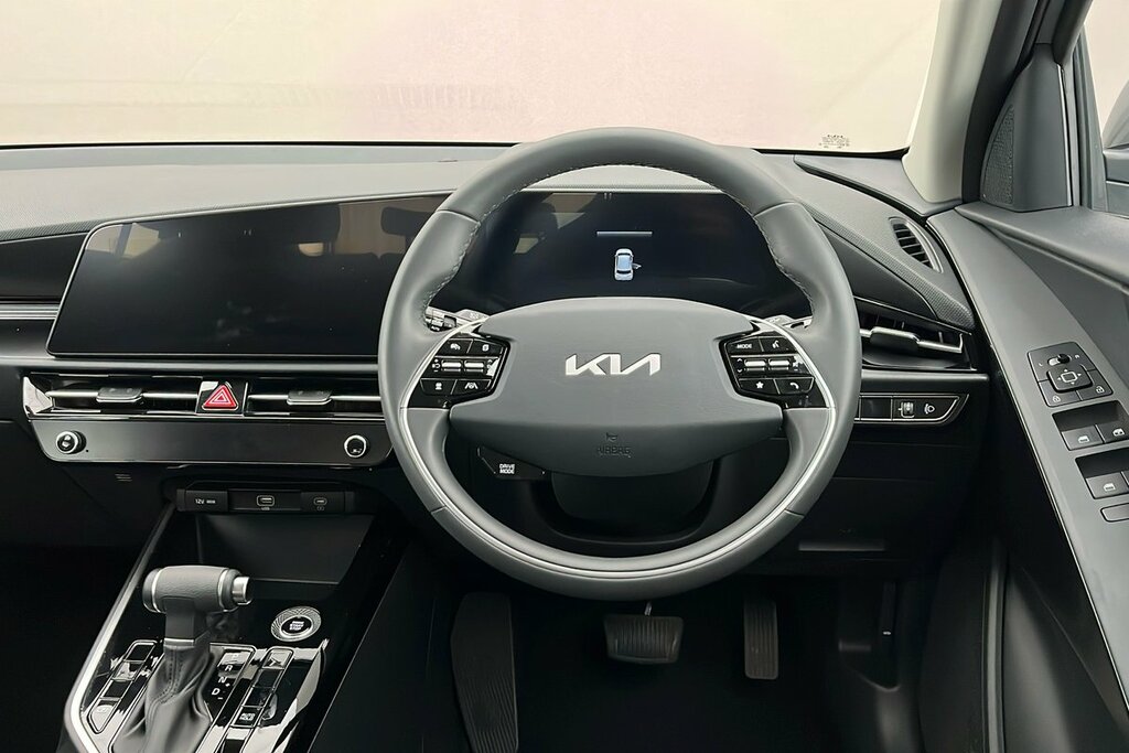 Kia Niro 4 Black #21