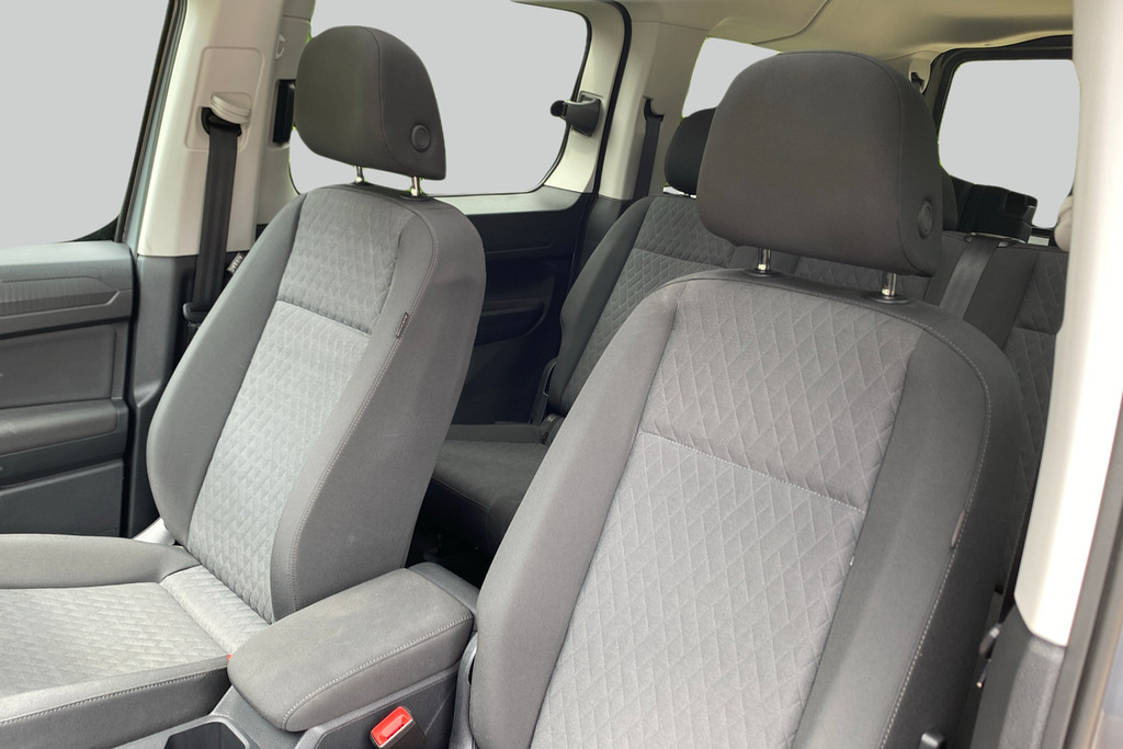 Volkswagen Caddy Maxi Life 2.0 Tdi 122 Life Dsg Tech Pack Panoramic G Black #21
