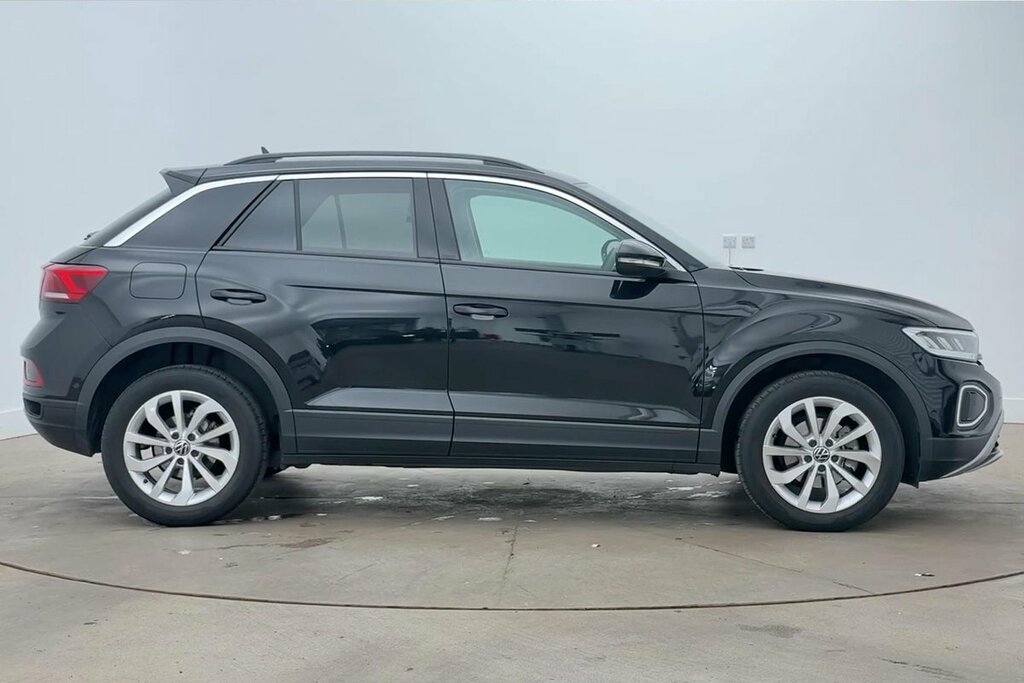 Volkswagen T-Roc Match 1.5 Tsi 150Ps 6-Speed Black #4