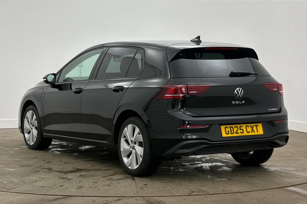 Volkswagen Golf Hatch Match 1.5 Tsi Ehybrid 204Ps 6-Speed Dsg 5 Do Black #3