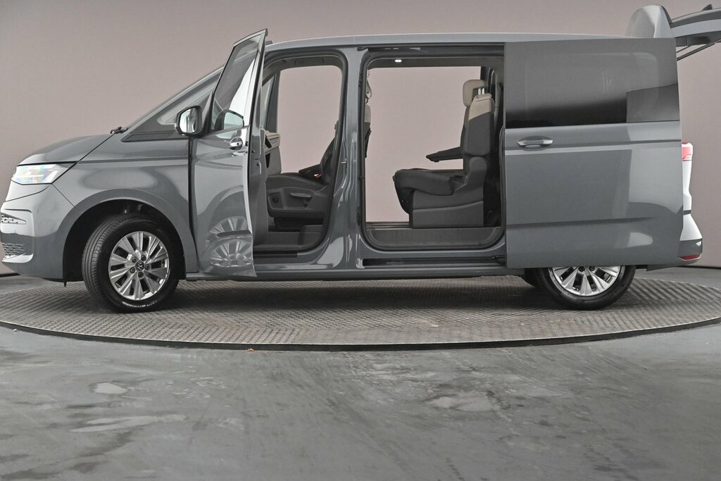 Volkswagen Multivan 1.5 Tsi Life Dsg White #39