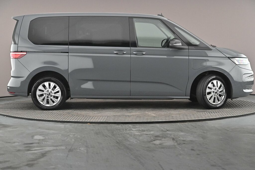 Volkswagen Multivan Life Standard 218 Ps 1.4 Ehybrid 6-Speed Dsg Grey #4