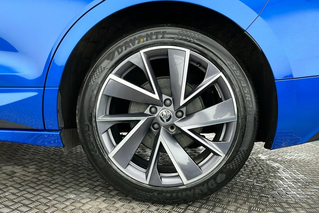 Skoda ENYAQ 80X Sportline 82 Kwh 265 Ps Single Speed 4X4 Blue #5
