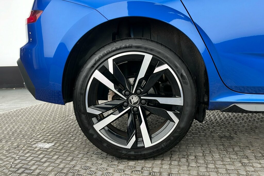 Skoda Kamiq Monte Carlo Edition 1.0 Tsi 116 Ps Dsg VK25XYM Blue #5