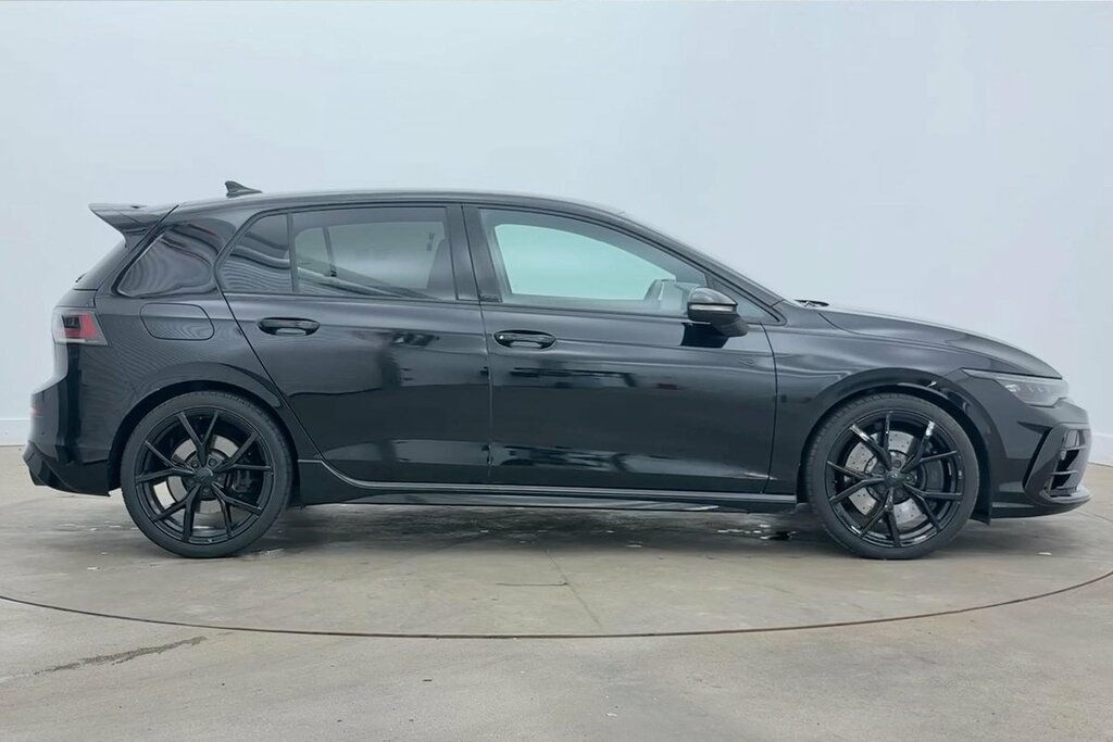 Volkswagen Golf Hatch R Black Edition 2.0 Tsi 4Motion 333 Ps 7-Spe Black #4