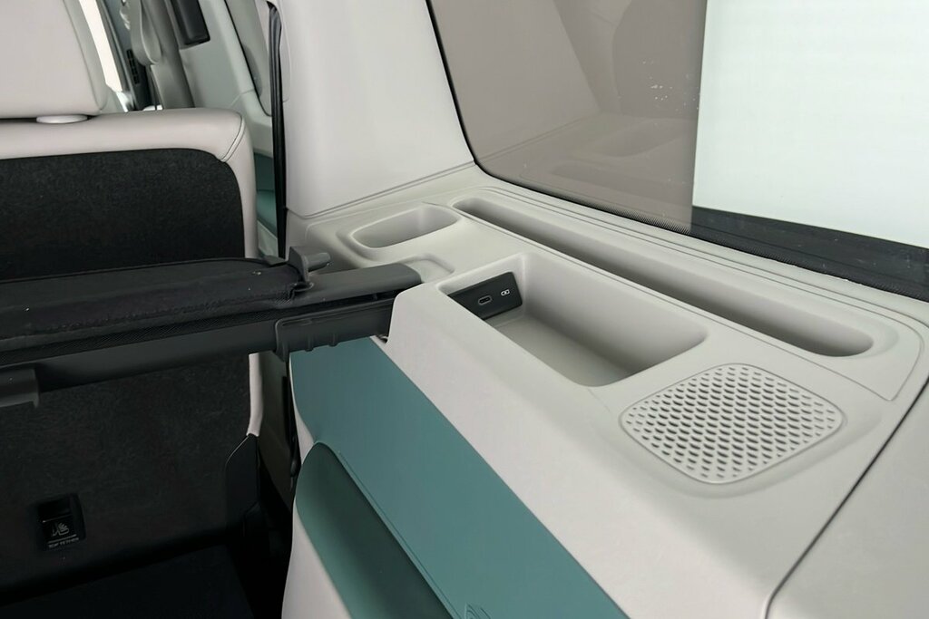Volkswagen ID.Buzz Pro 77Kwh Commerce Plus Panel Van Aut Yellow #18