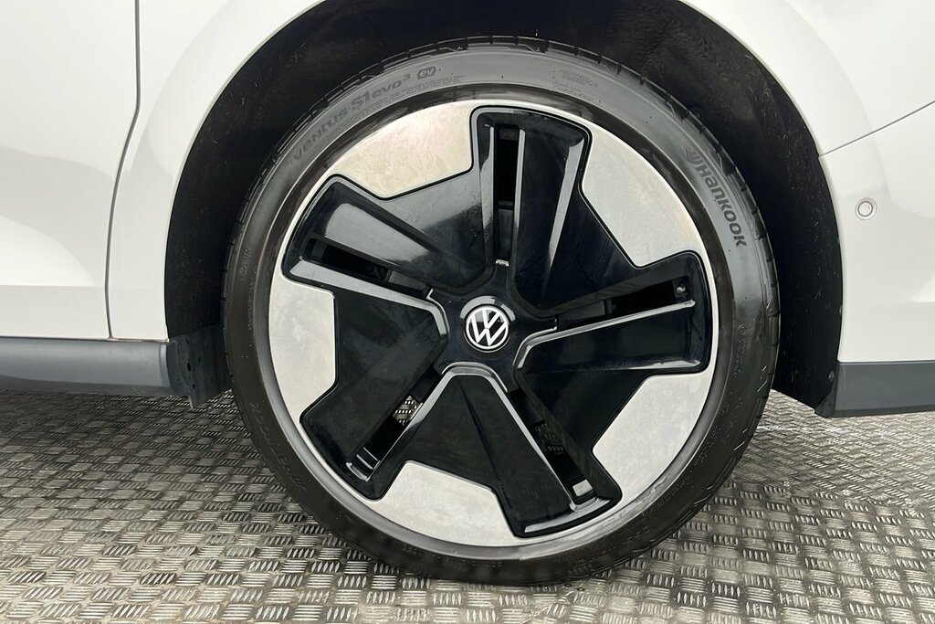 Volkswagen ID.Buzz Style Swb 204 Ps 77 Kwh Pro 1 Speed White #5