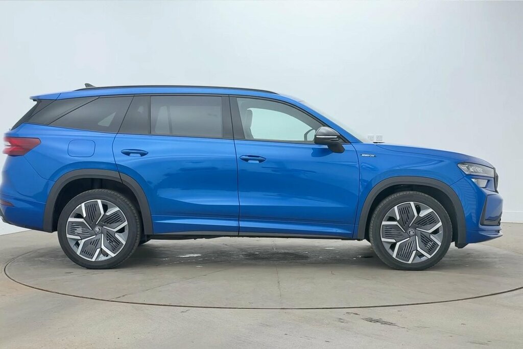 Skoda Kodiaq Sportline 7 Seats 2.0 Tdi 193 Ps Dsg 4X4 Blue #4