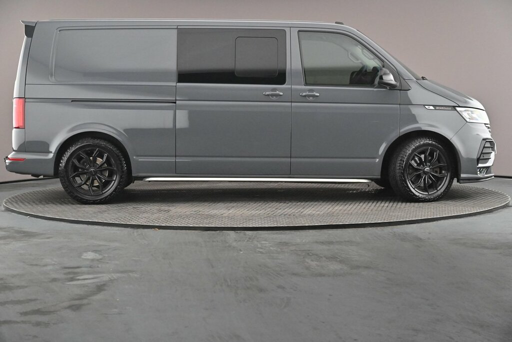 Volkswagen Transporter Sportline T32 Kombi Sportline Lwb 204 Ps 2.0 Tdi 7Sp Dsg Grey #4