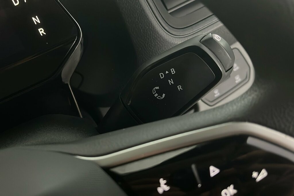Volkswagen ID.Buzz 150Kw Commerce Plus 77Kwh Green #18