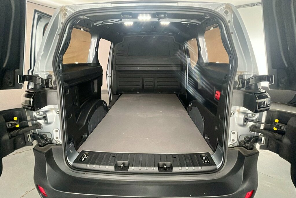 Volkswagen ID.Buzz 150Kw Commerce Plus 77Kwh Green #20