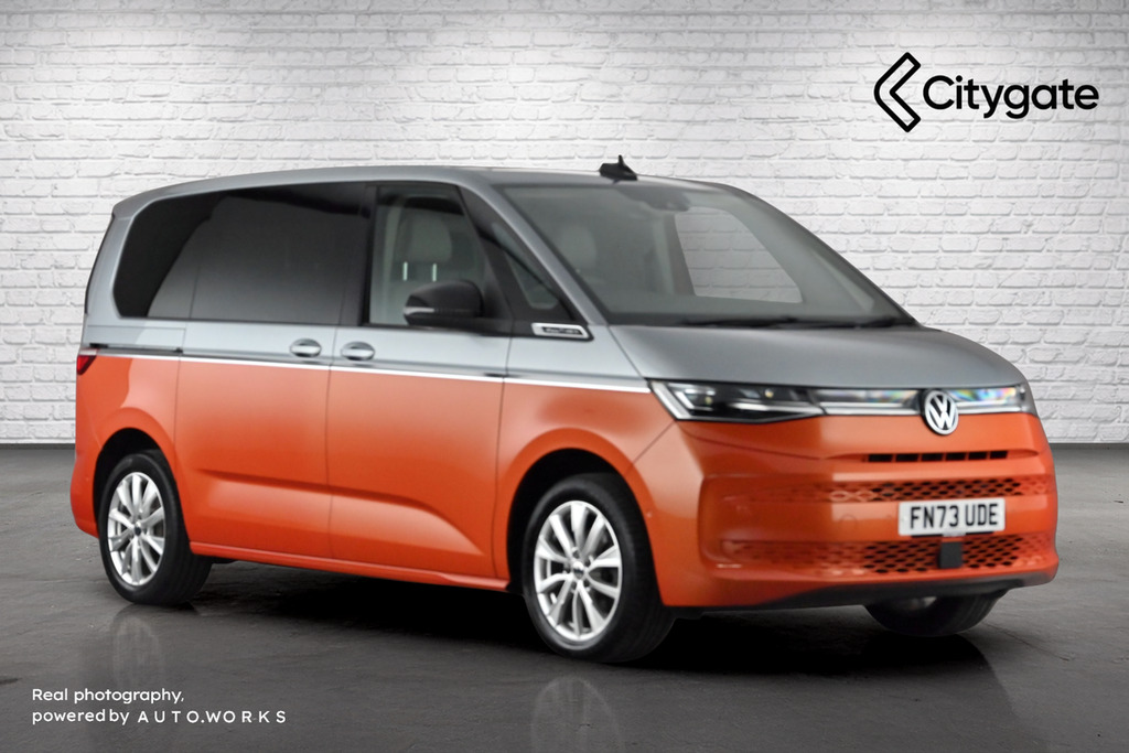 Volkswagen Multivan Style Standard 150 Ps 2.0 Tdi 7-Speed Dsg Silver