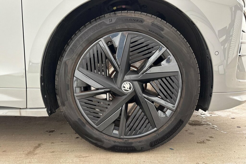Skoda ENYAQ Vrs 84 Kwh 340 Ps Single Speed 4X4 Grey #5