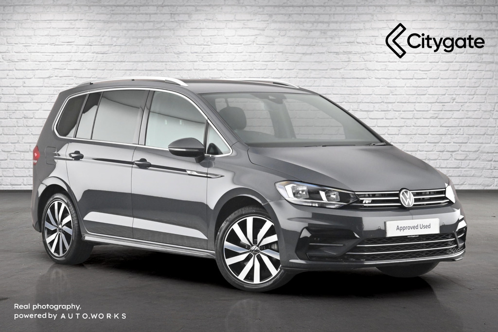 Volkswagen Touran R-line 1.5 Tsi 150 Ps 7-Speed Dsg Grey