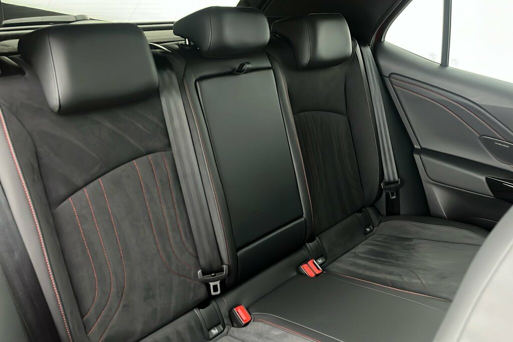 Volkswagen ID.3 Match Pure Black #12