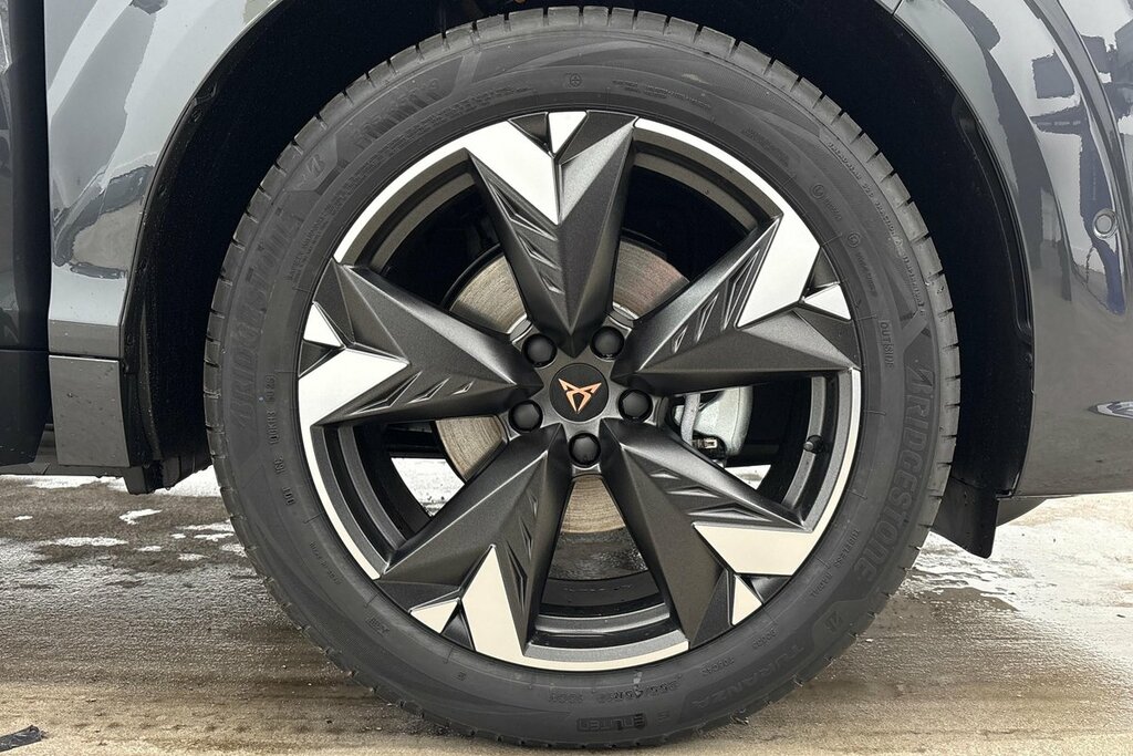 Cupra Terramar V2 1.5 Etsi 150 7-Speed Grey #5
