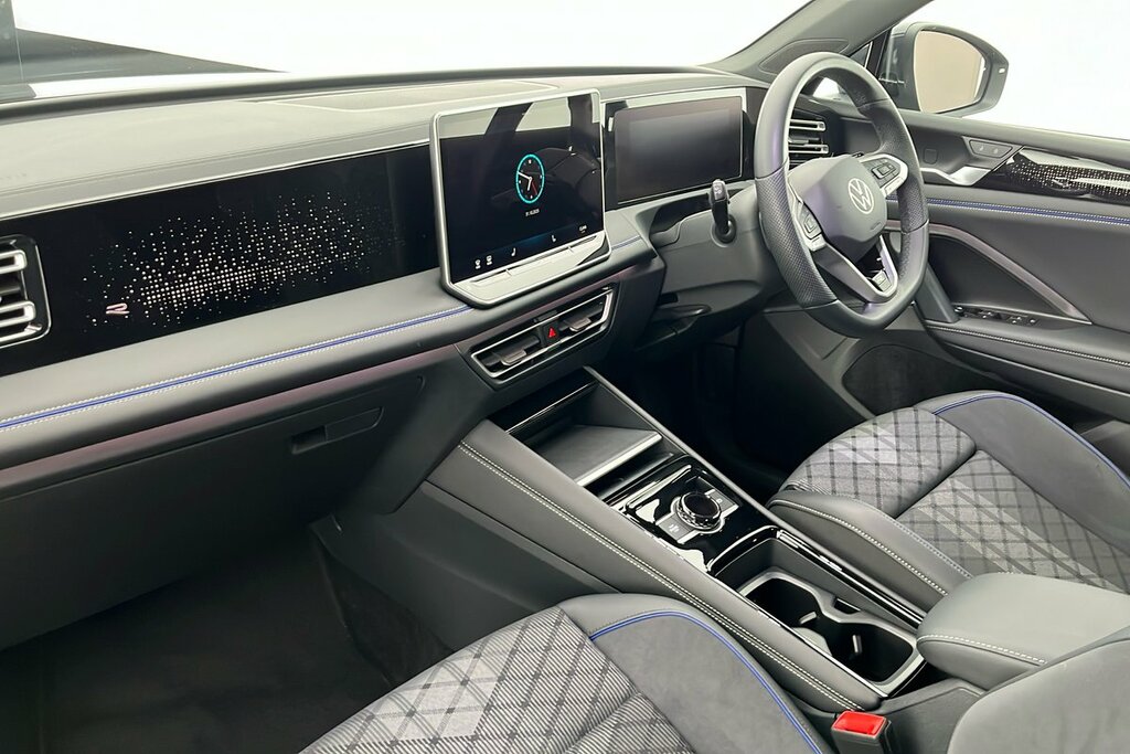 Volkswagen Tiguan R-line 1.5 Etsi 150Ps 7-Speed Dsg Grey #5