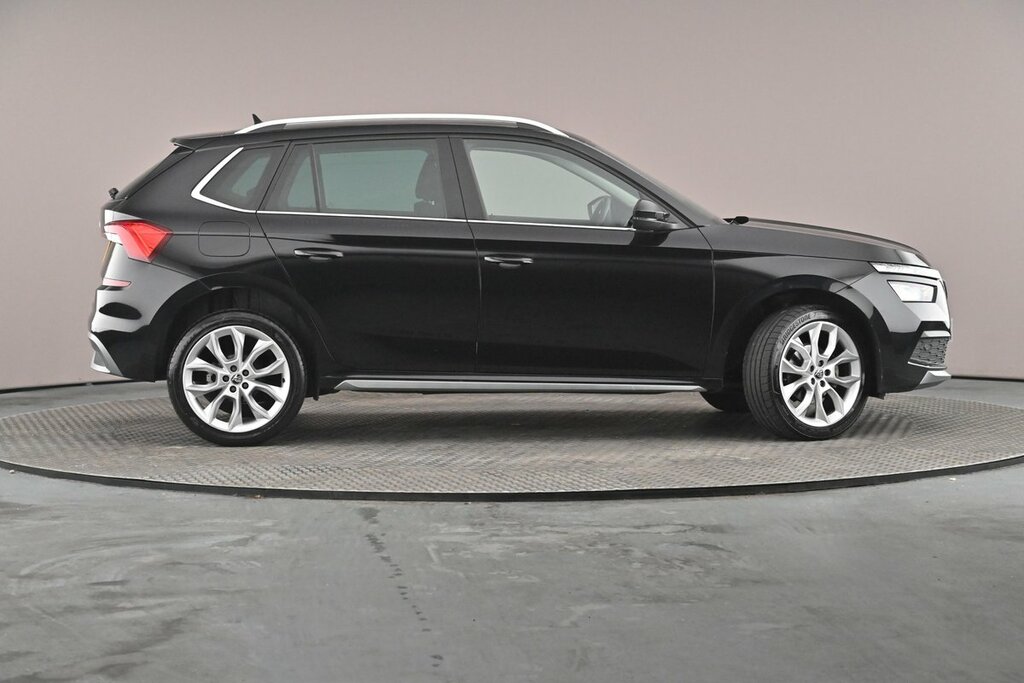 Skoda Kamiq Se L 1.0 Tsi 110 Ps Dsg Black #4