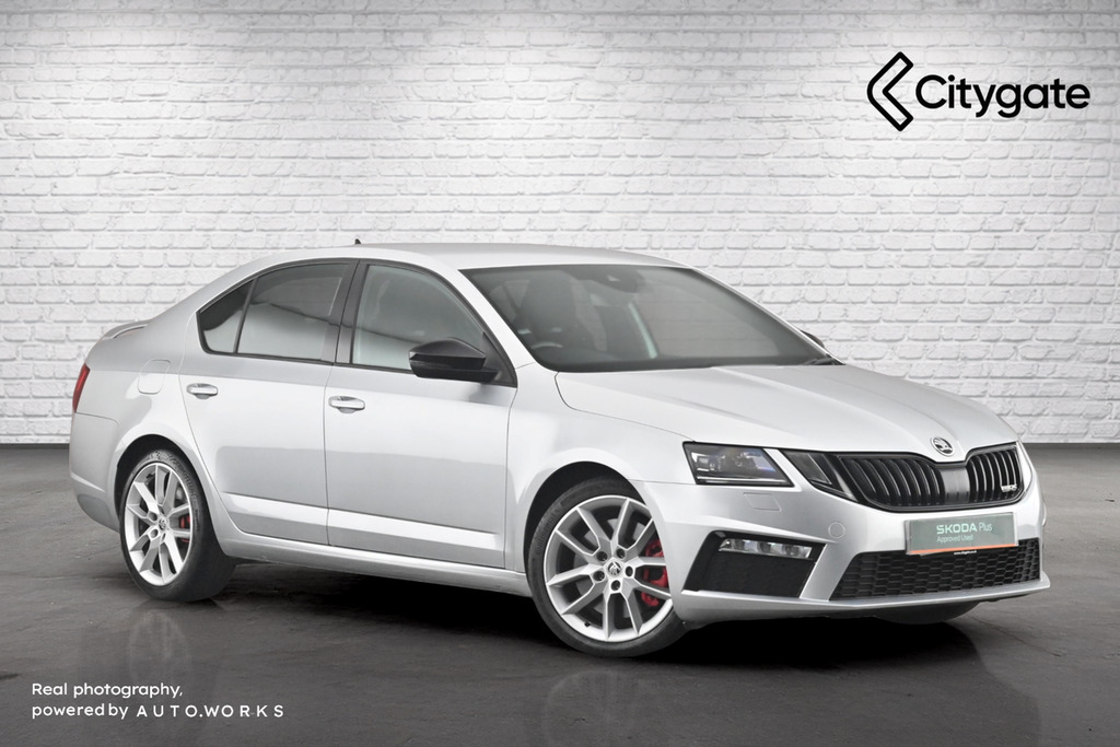 Skoda Octavia Hatch Vrs 2.0 Tsi 245 Ps Dsg Silver
