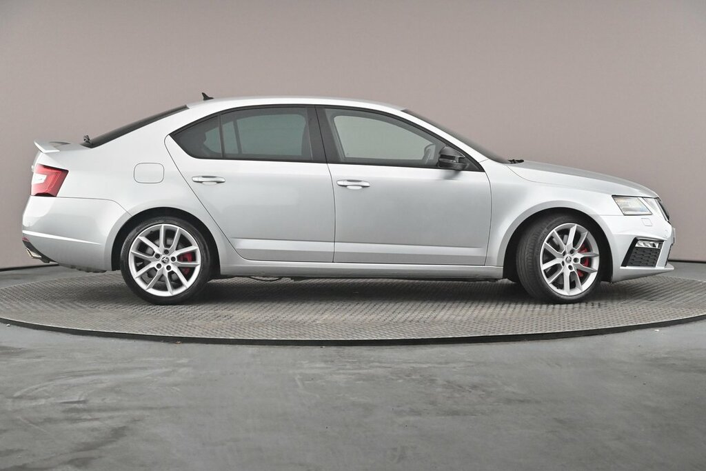 Skoda Octavia Hatch Vrs 2.0 Tsi 245 Ps Dsg Silver #4