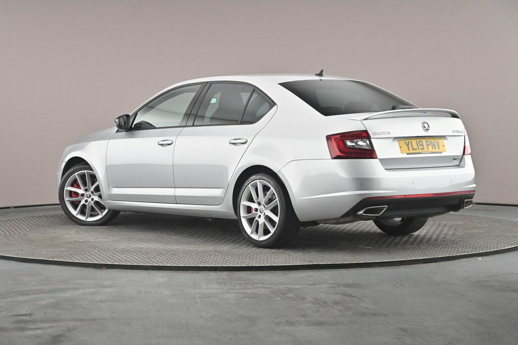 Skoda Octavia Hatch Vrs 2.0 Tsi 245 Ps Dsg Silver #3